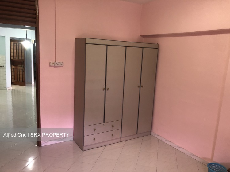 Jurong West Street 42 thumbnail photo